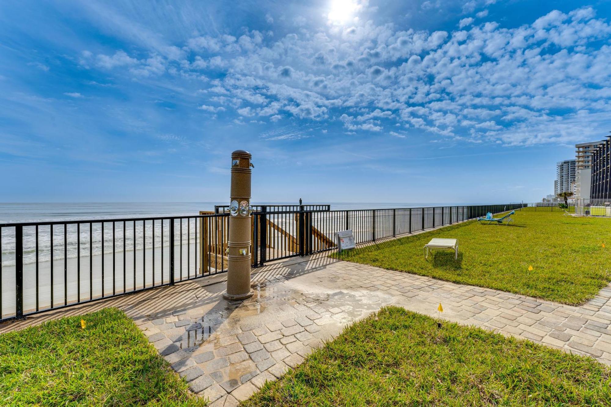Daytona Beach Resort Studio With Beach Access! 외부 사진